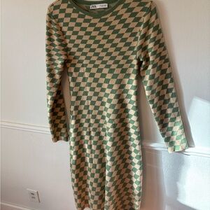 Zara Long Sleeve Dress in Green and Cream Check